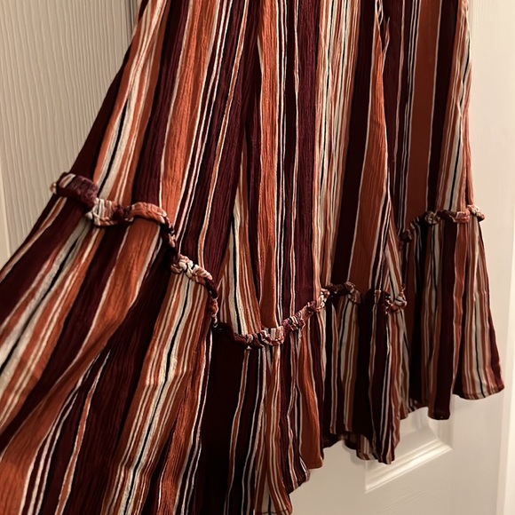 Dress - Picture 6 of 11